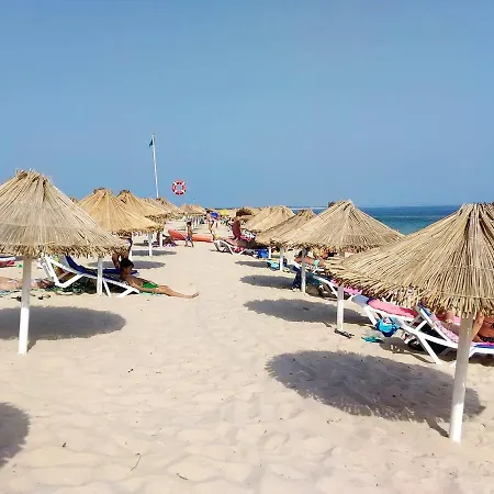 2 Bedrooms House At 8 Km Away From The Beach Hébergement de vacances