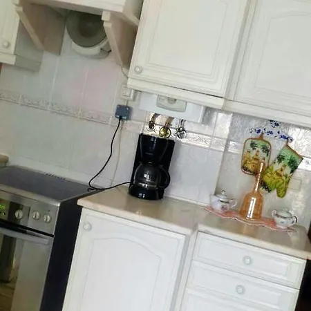 Hébergement de vacances 2 Bedrooms House At 8 Km Away From The Beach